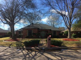 35 Fernwood Dr, Texarkana, TX 75503