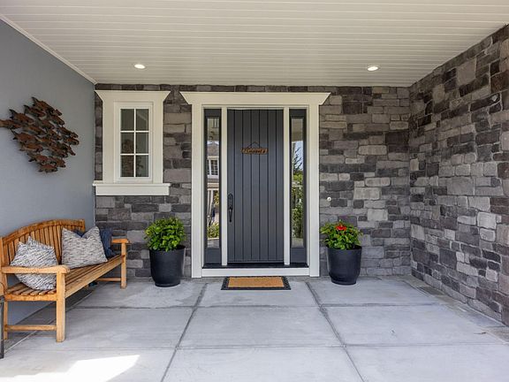 4th image of 102 Carnoustie Dr