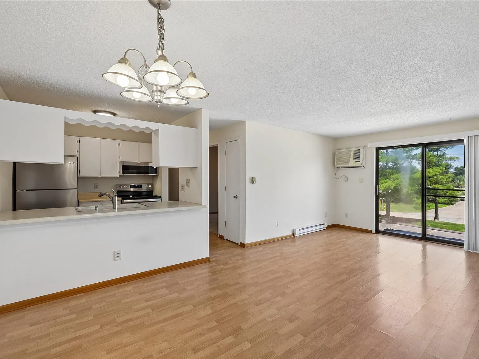 1831 Fuller Rd — Photo 4