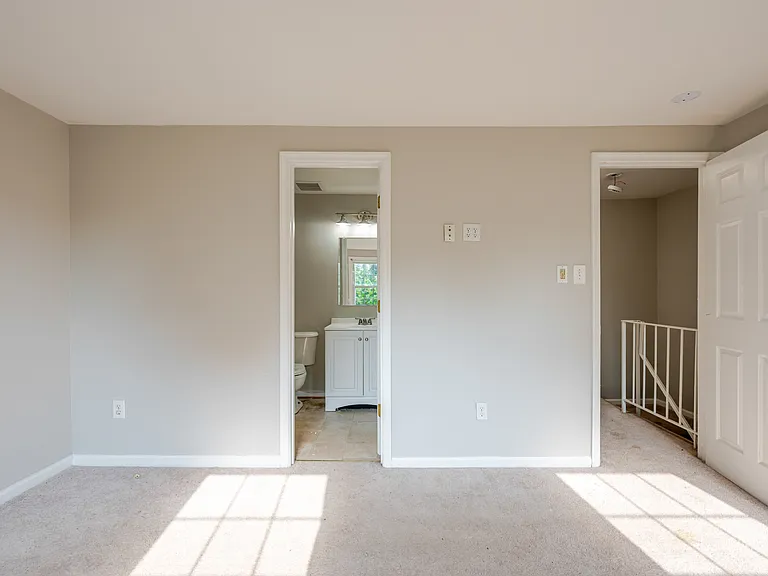 14488 Black Horse Ct — Photo 20