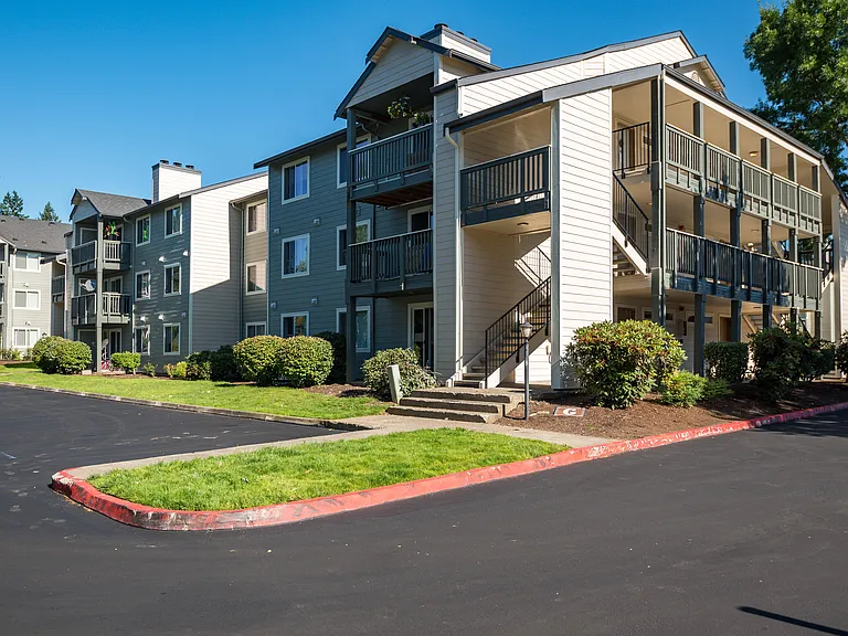 Riverwood | Exterior with Parking