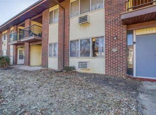 7579 Hazelcrest Dr APT A, Hazelwood, MO 63042