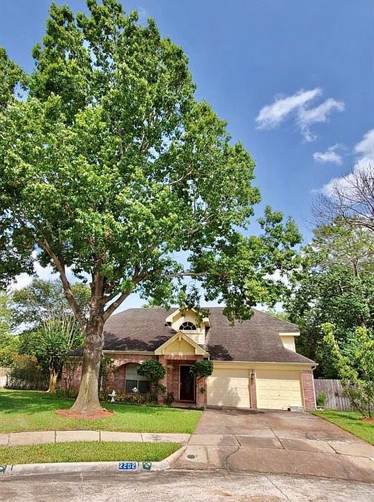 1st image of 2202 Saradon Dr