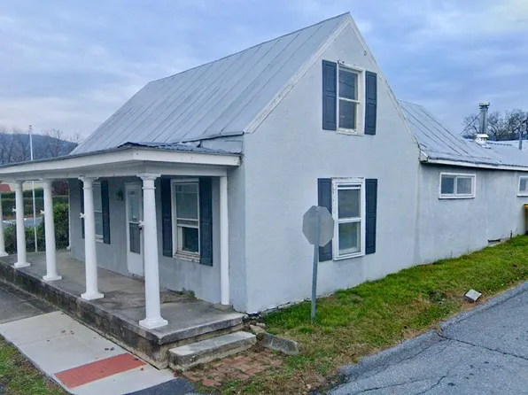 1323 W Washington St, Harpers Ferry, WV 25425