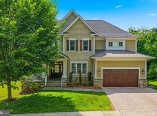 6537 35th Rd N, Arlington, VA 22213
