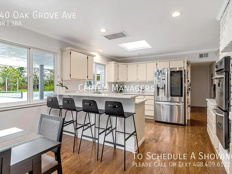 240 Oak Grove Ave — Photo 16