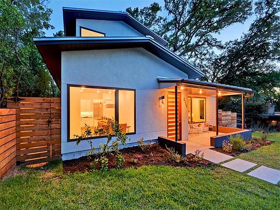 5th image of 2113 La Casa Dr