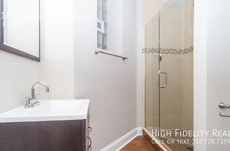 2616 W Augusta Blvd #2 — Photo 8