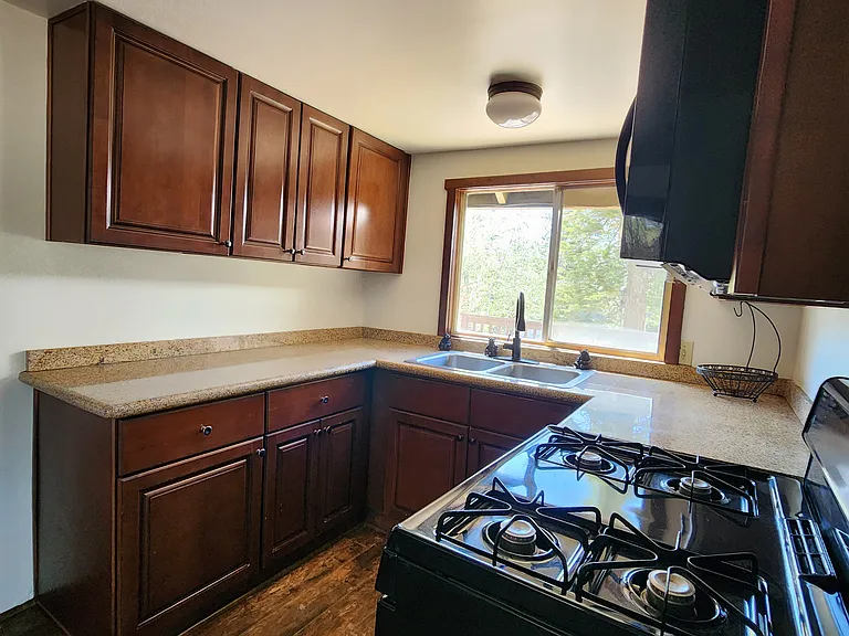 809 Talmadge Rd — Photo 7