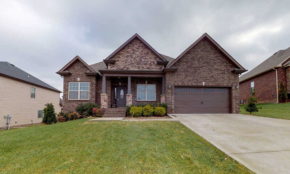 1st image of 162 Melbourne Dr.