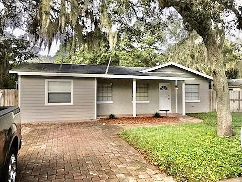3 bed, 1.5 bath, 1392 sqft, $2,600 — Photo 1