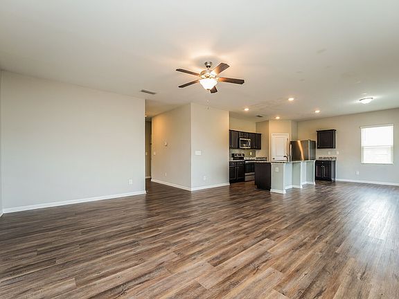 5th image of 3770 Newbury Place Dr