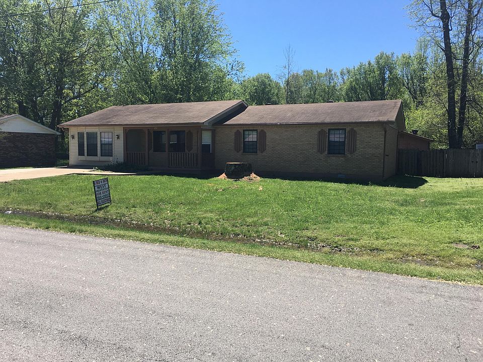 1st image of 251 Hampton Ct