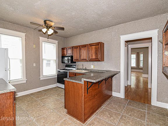 5th image of 2122 N 57th St #2124
