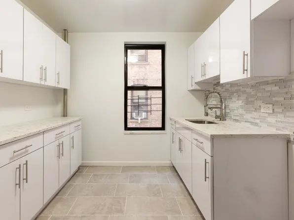 607 West 190th Street image 1 of 7