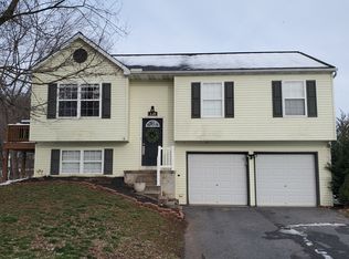 110 Skipjack Way, Bainbridge, PA 17502