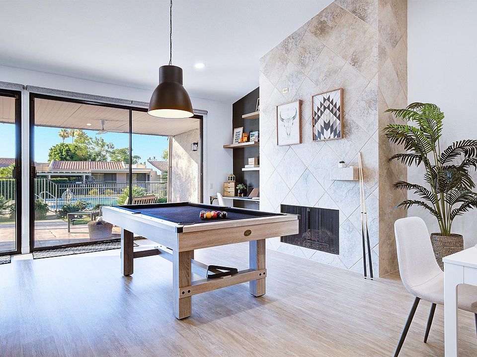 Pool table & games for added fun!