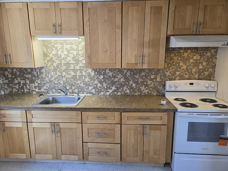 4615 S Henderson St #NA — Photo 5