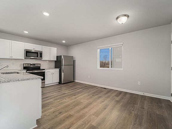 5th image of 2309 Richardson Ct