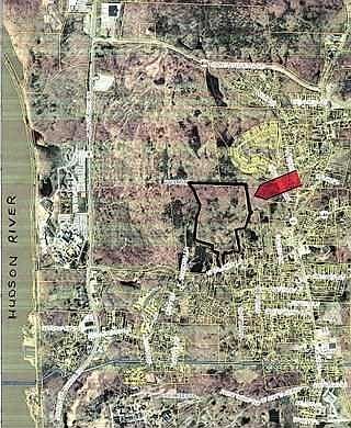 3rd image of 51 W Dorsey Ln