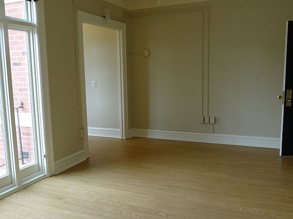 Looking toward the Kitchen