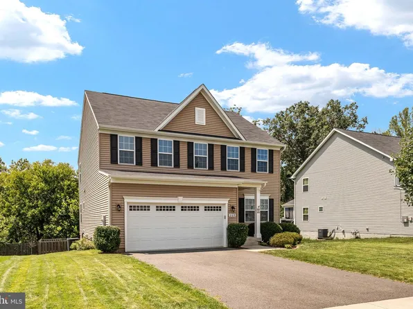 209 Courthouse Manor Dr, Stafford, VA 22554