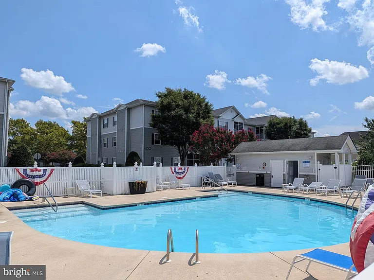 34673 Villa Cir #305 — Photo 4