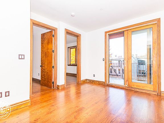3rd image of 871 Grand St