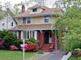 952 Virgil Ave, Ridgefield, NJ 07657