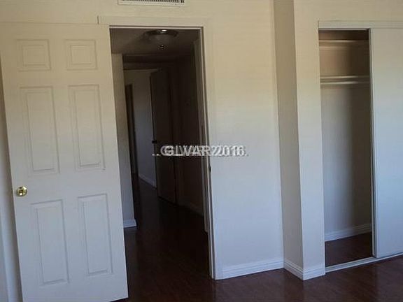 4th image of 3111 Castlewood Dr