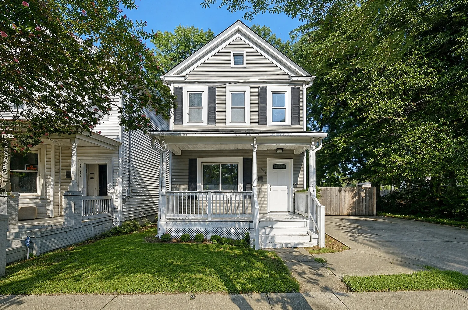 4 bed, 1320 sqft, $2,350 — Photo 1