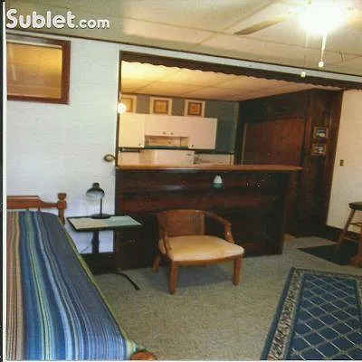 1 bed, 300 sqft, $900 — Photo 4