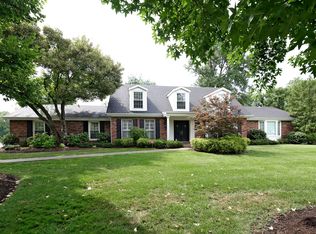 381 Conway Gardens Ct, Saint Louis, MO 63141