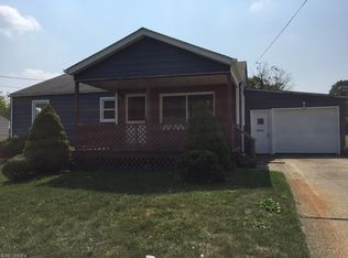 408 W Harvey St, Struthers, OH 44471