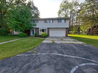 1853 Thunderbird Dr, Saginaw, MI 48609