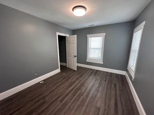 12 Foster Ave Floor 2, Manchester, NH 03103