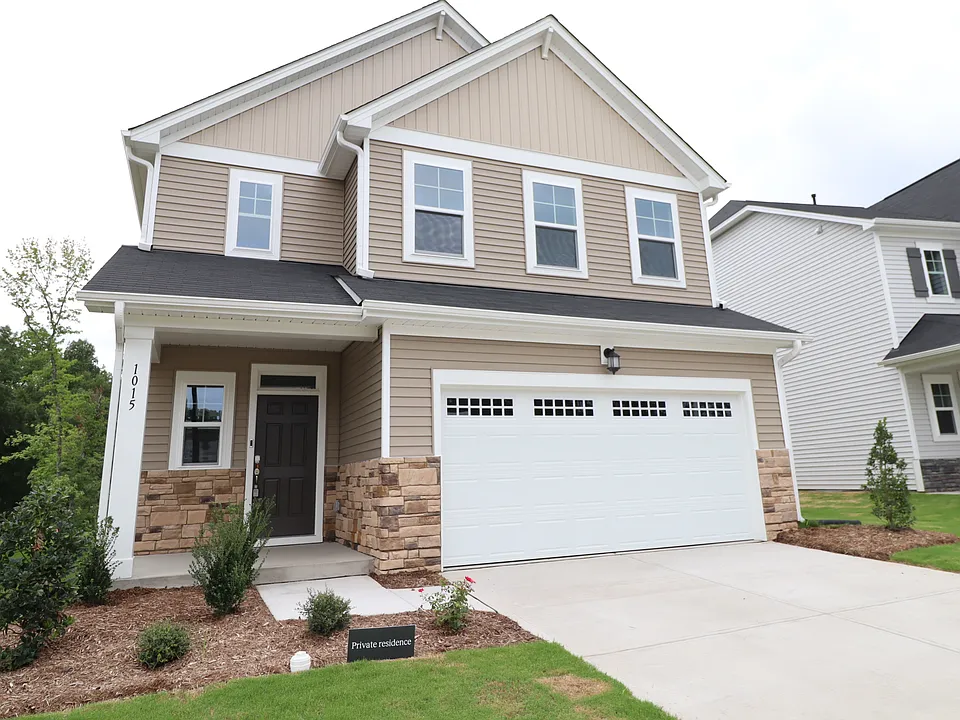 1015 Gemstone Way