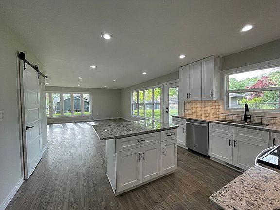 Kitchen/ dinning 
