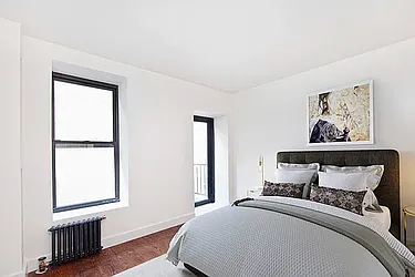 Rented by R New York