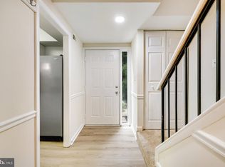 2373 Emerald Heights Ct, Reston, VA 20191