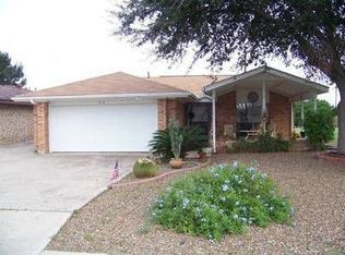 916 Citrus Dr, Alamo, TX 78516