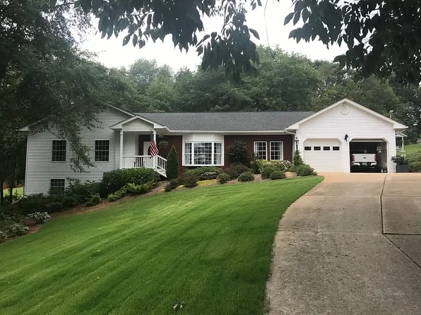 6959 Dee Ln, Murrayville, GA 30564