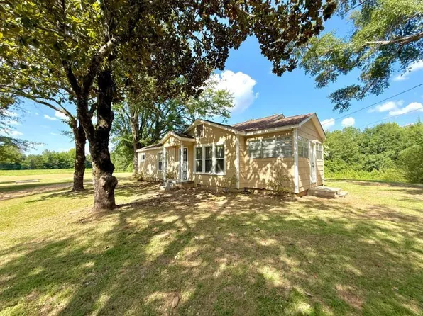 394 Fikes Rd, Fulton, MS 38843
