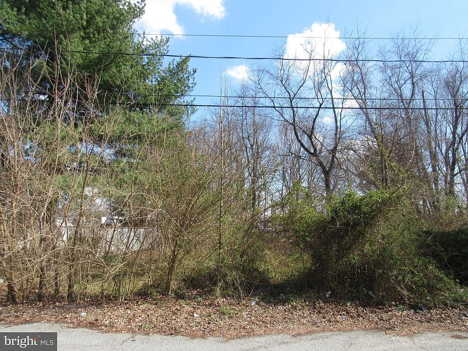2nd image of 80 New St