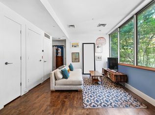 24 Dunham Pl APT 2B, Brooklyn, NY 11249