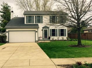 102 Christopher Dr, Hebron, OH 43025