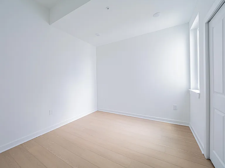2403-07 W Thompson St #6 — Photo 7