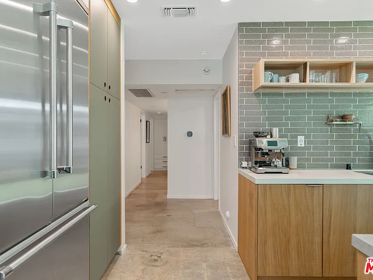 2820 Nichols Canyon Pl — Photo 28