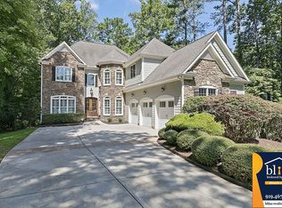 2412 Loring Ct, Raleigh, NC 27613