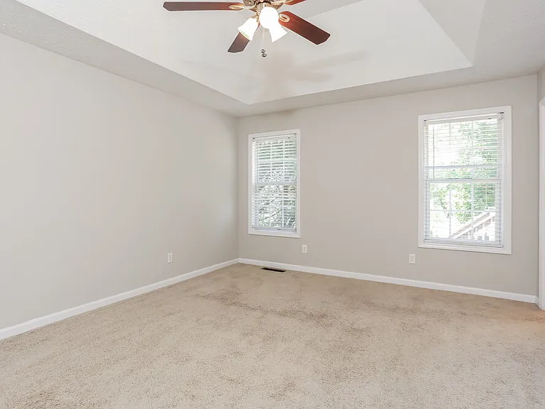 3042 Lexington Ave — Photo 11